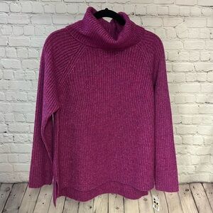 Major Label Group NWT Pink/Purple Long Sleeve Turtleneck Sweater